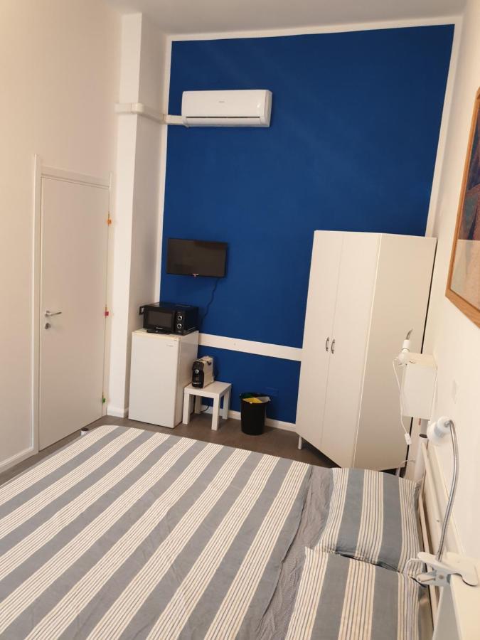 Da Laura Hotel Cagliari Bagian luar foto